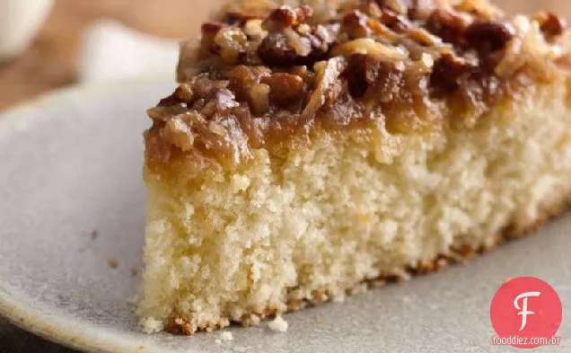 Bisquick ® Velvet Crumb Cake