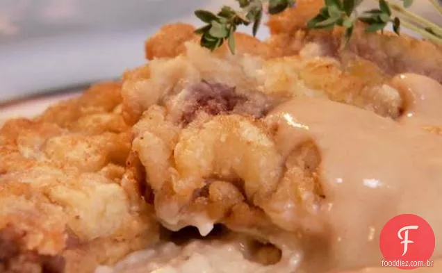 Frango Frito cordeiro com molho de vinho branco