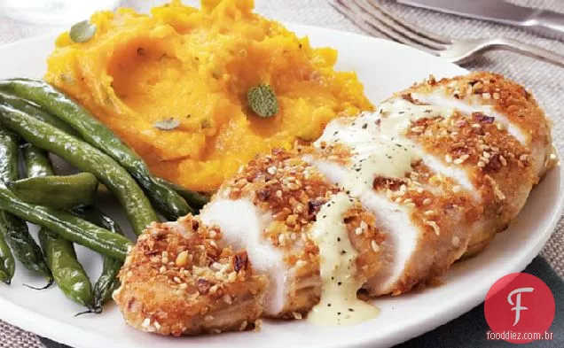Frango de noz com molho de Creme Dijon