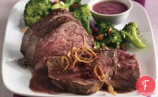 Lombo de carne com molho de Vinho Tinto
