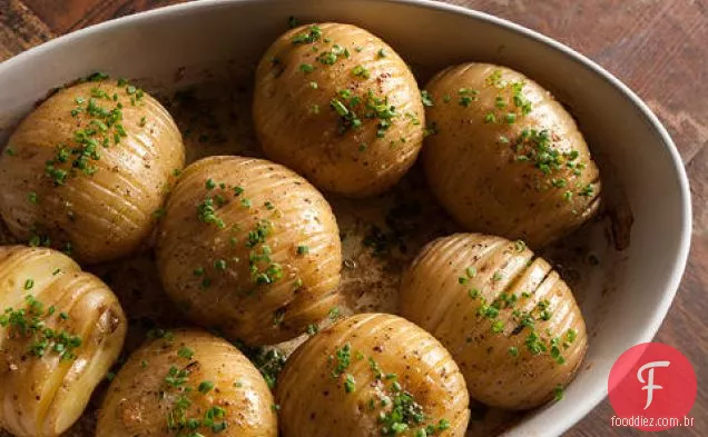 Manteiga Marrom Hasselback Batatas (Batatas Acordeão)