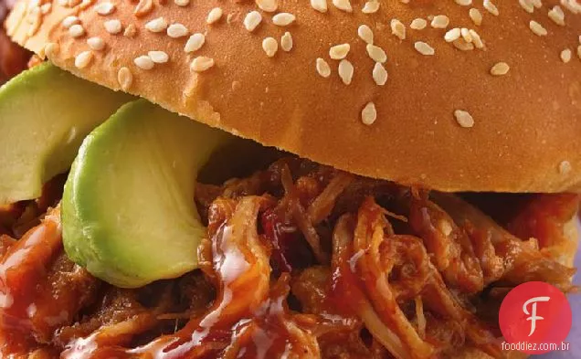 Slow-Cooker Chipotle Puxado-Sanduíches De Porco