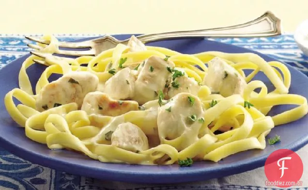 Frango com molho de Creme Dijon-estragão