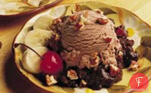 Quente Fudge Sundae bolo para dois