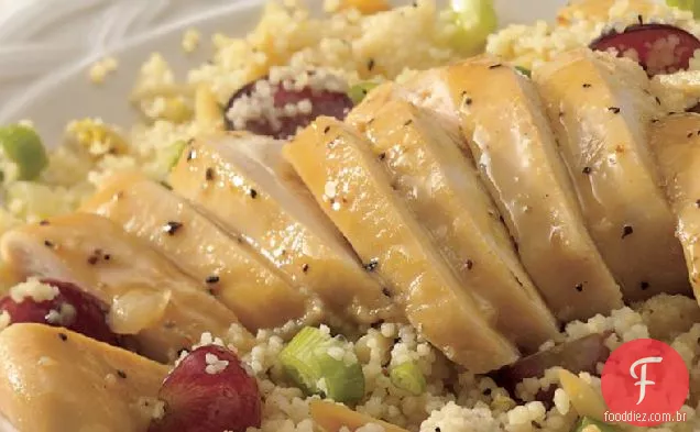 Salada de cuscuz com frango com mostarda e mel