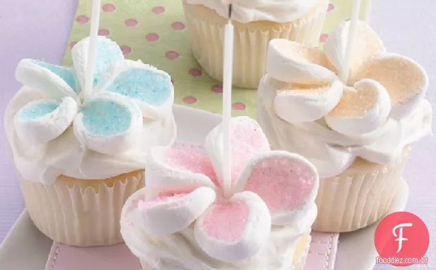 Feliz Aniversário Marshmallow Cupcakes
