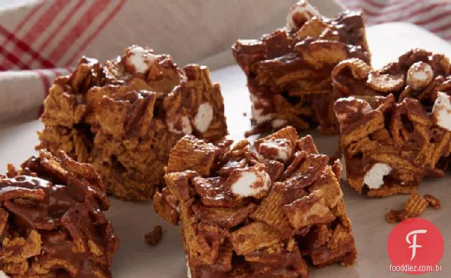 Golden Grahams™ s'mores