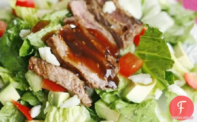 Asiática grelhada bife salada com Manchego