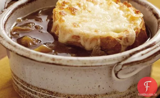 Sopa De Cebola Francesa Com Fogão Lento