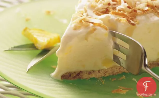 Piña Colada Ice-Cream Pie