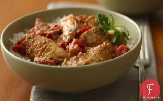 Frango Picante rápido Com Molho De Amendoim