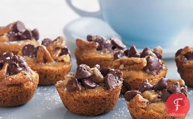 Chocolate Chip Cookie Baby Cakes