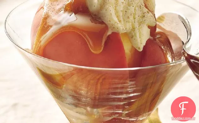 Maçãs assadas com molho de Rum-caramelo