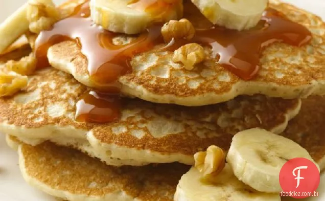 Panquecas de Banana e noz com cobertura de caramelo