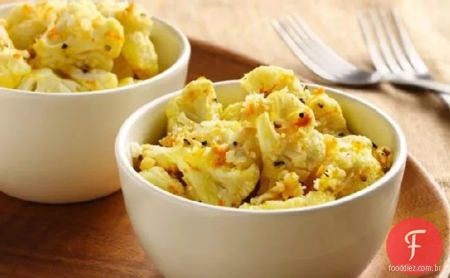 Couve-flor assada com Asiago e laranja