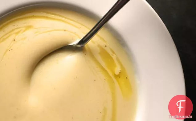 Sopa De Raiz De Aipo