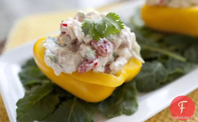 Salada De Frango Com Abacaxi Pimentos Recheados