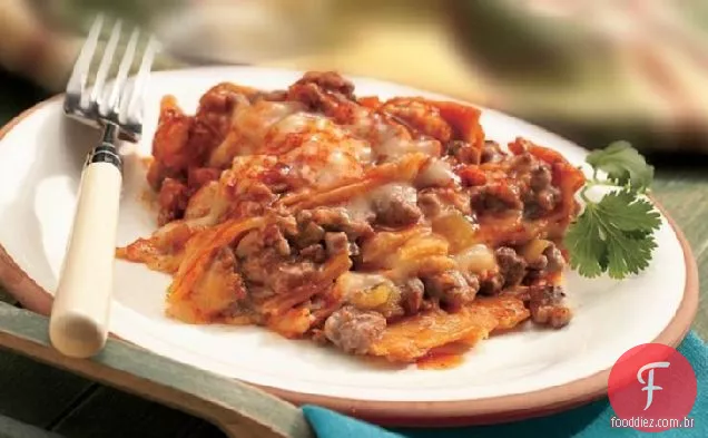 Jantar Enchilada Em Camadas De Fogão Lento