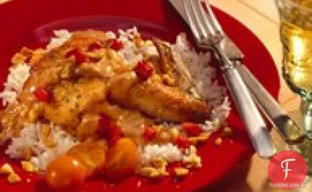 Frango Com Amendoim Indonésio