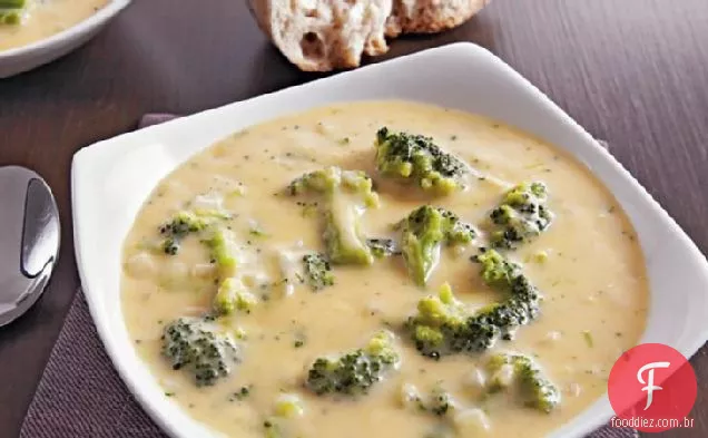 Slow-Cooker Três Queijo Brócolis Sopa