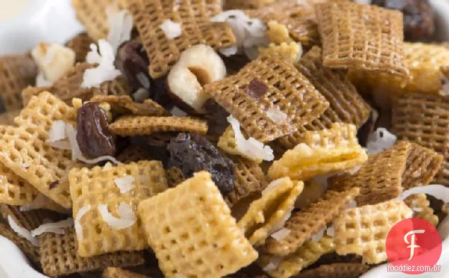 Mel Granola Chex Mix