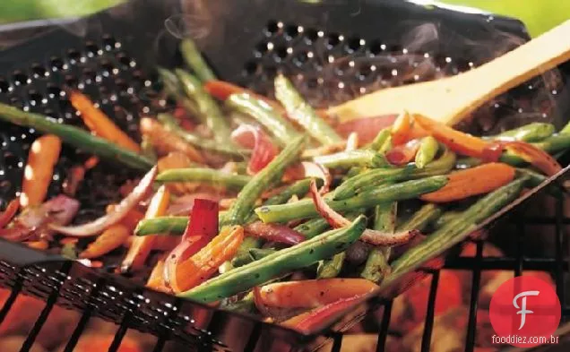 Cenouras grelhadas e feijão verde