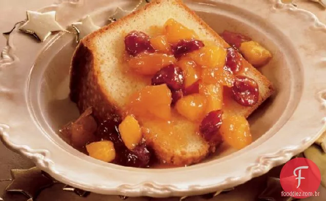 Bolo de Libra festivo com compota de frutas
