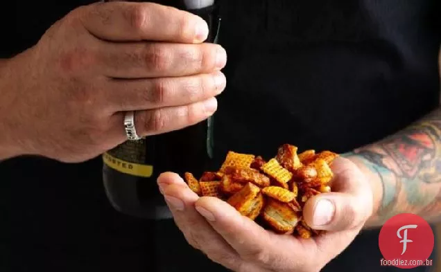Chex ® Sweet ' N Spicy Pub Snack