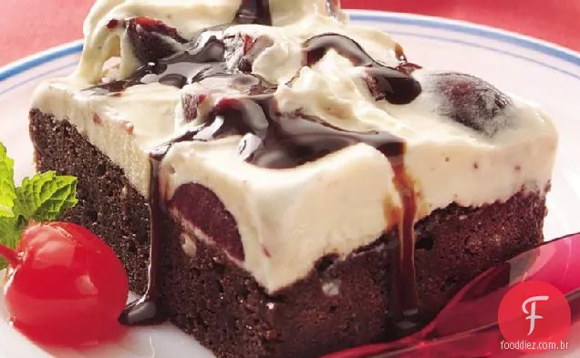Frosty Fudgy Brownie Supremo