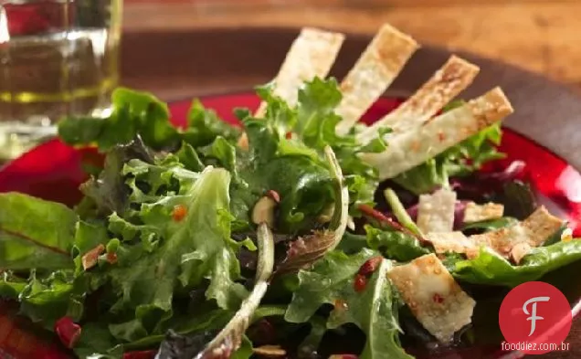 Salada de férias com fãs de parmesão