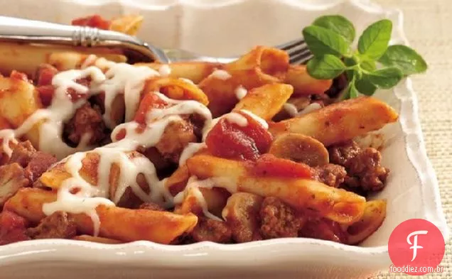 Massa italiana e carne assada