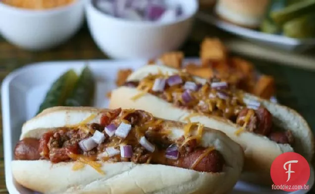 Slow-Cooker Chili Dogs