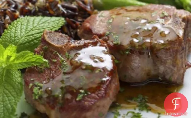 Costeletas De Cordeiro Com Receita De Molho De Menta