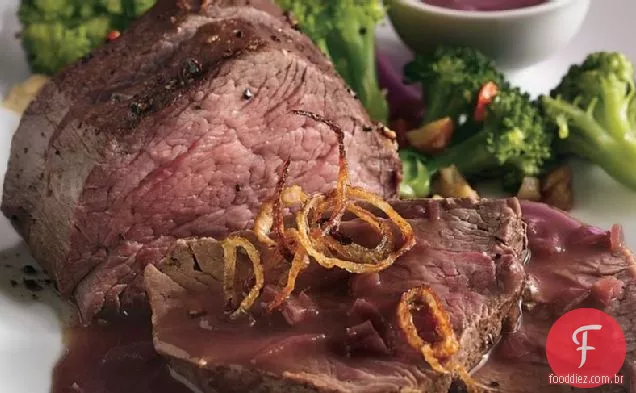 Lombo de carne com molho de Vinho Tinto