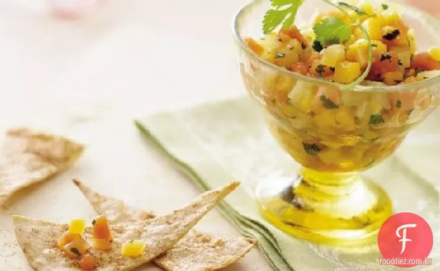 Salsa de frutas de gengibre com batatas fritas crocantes de canela