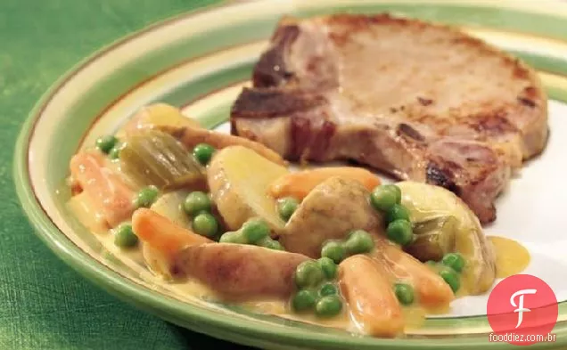 Caçarola De Legumes De Inverno Com Queijo De Fogão Lento