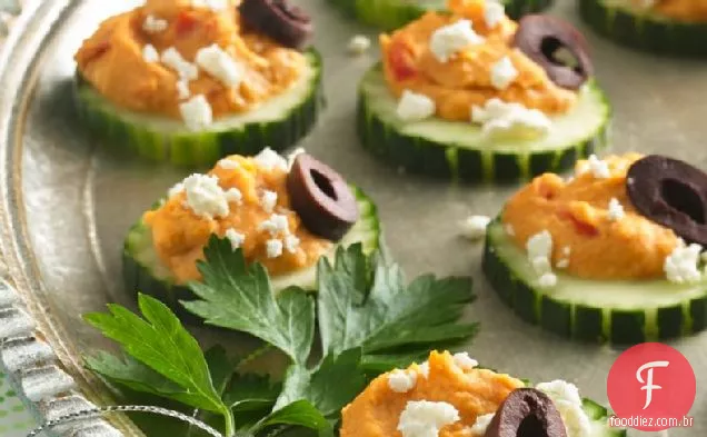 Pilhas De Pepino-Hummus