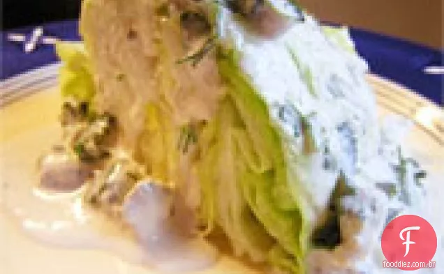 Jantar hoje à noite: o iceberg da Blue Smoke com molho Roquefort