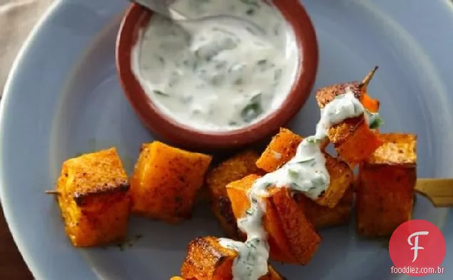 Kabobs de abóbora com molho de limão picante
