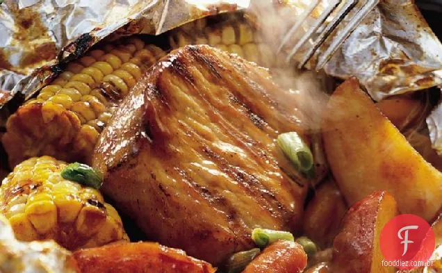 Pacotes grelhados da carne de porco do BBQ do mel