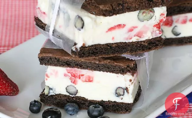 Sanduíches de Sorvete vermelho, branco e azul