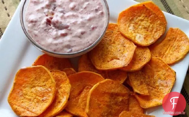 Batatas fritas com Cranberry Aïoli