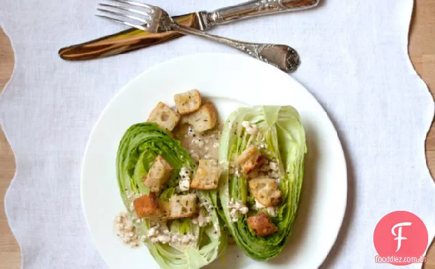 Corações De Romaine Com Vinagrete De Queijo Azul