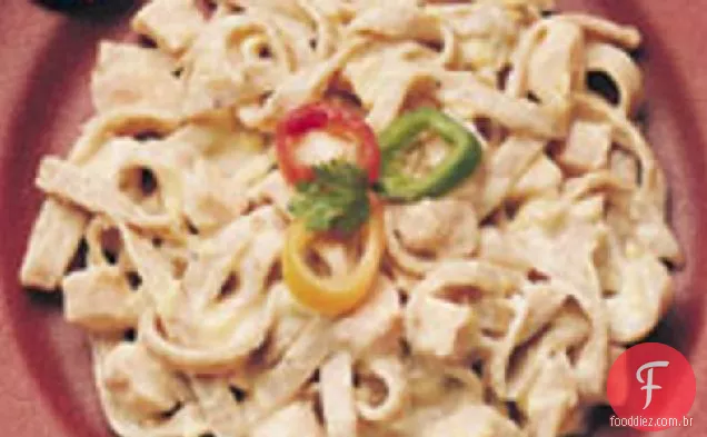 Chipotle Fettuccine com peru defumado