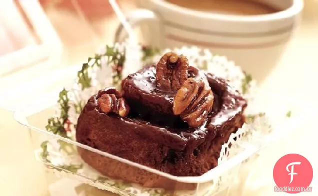 Pãezinhos Pegajosos Do Chocolate Da Máquina Do Pão