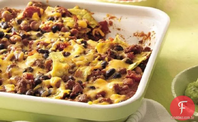 Tortilla de carne e feijão assar
