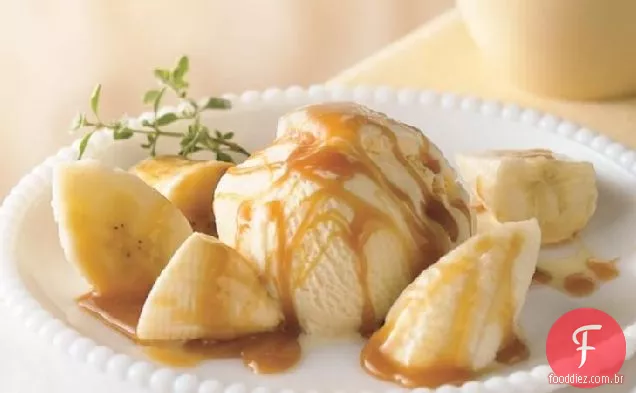 Bananas Foster com sorvete