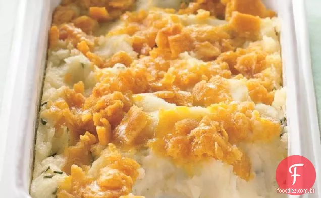 Caçarola De Purê De Batata Com Topo De Queijo