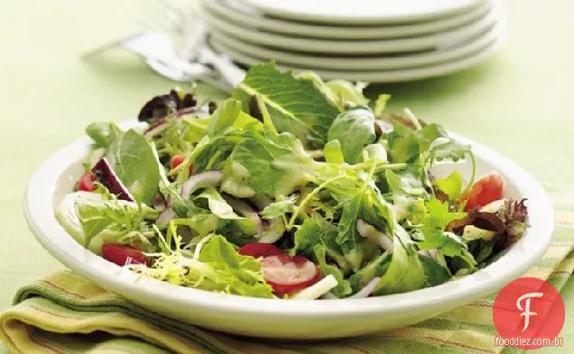 Salada verde mista com vinagrete Dijon
