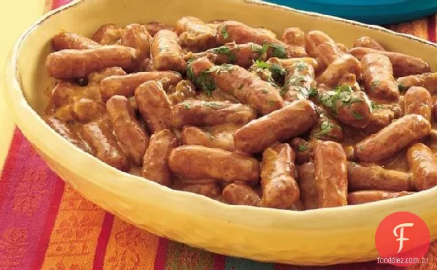Slow-Cooker Mexican Chili Cheese Dogs